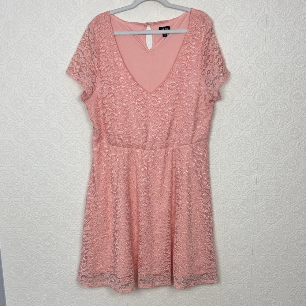 Torrid Pink Lace Skater‎ Dress 2X Fit & Flare Short Sleeve V Neck Plus Size